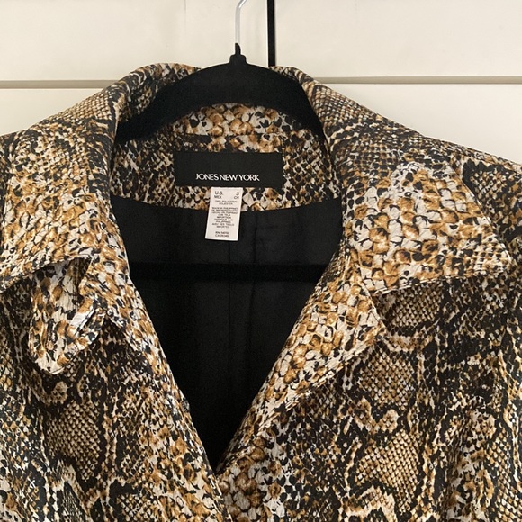 Jones New York Python Print Short Trench Coat Size Small - Picture 4 of 15